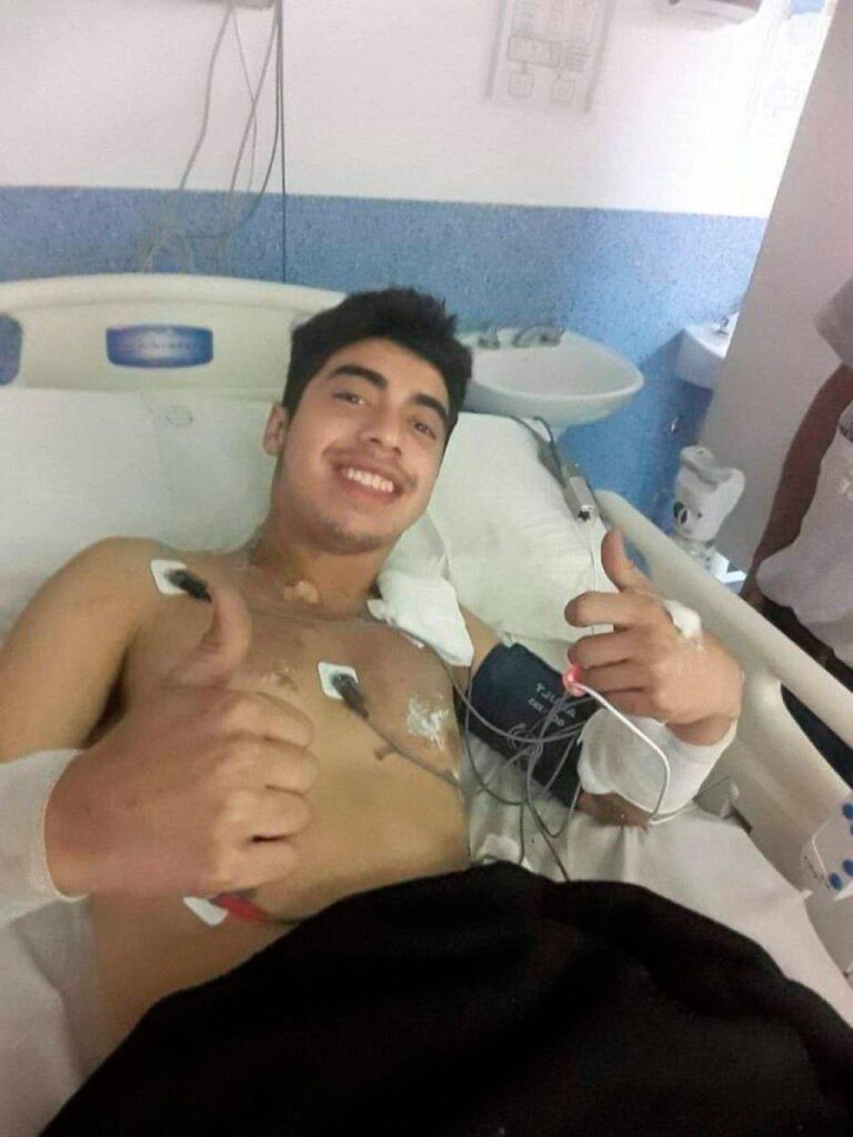 Gabriel Berón in the hospital after being treated after receiving a lightning strike.